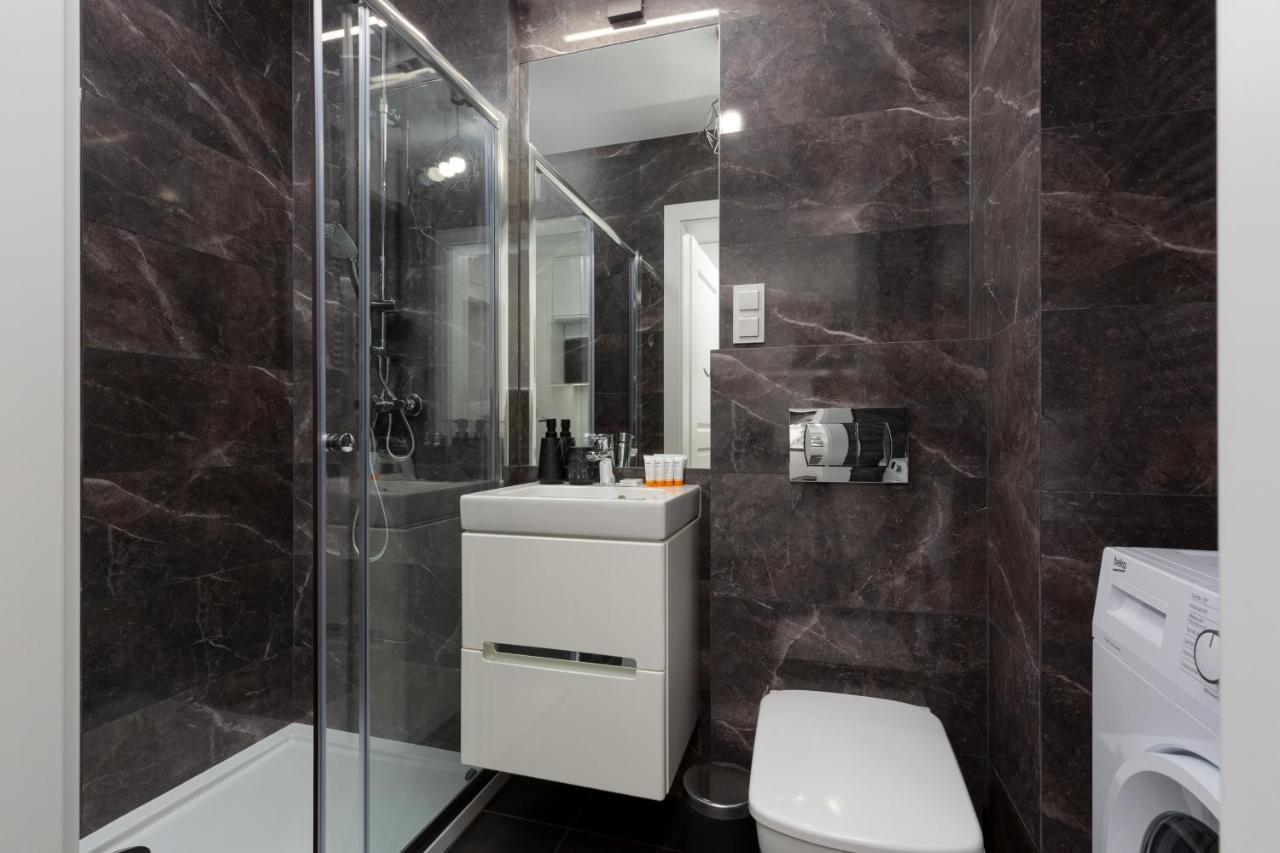 Elegancki Apartment Z Parkingiem By Noclegi Renters Варшава Экстерьер фото